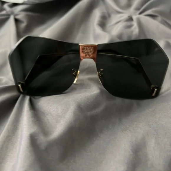MCM frameless Sunglasses MCM Round Rimless Sunglasses MCM160S 072 Ruthenium/Green  main image 2